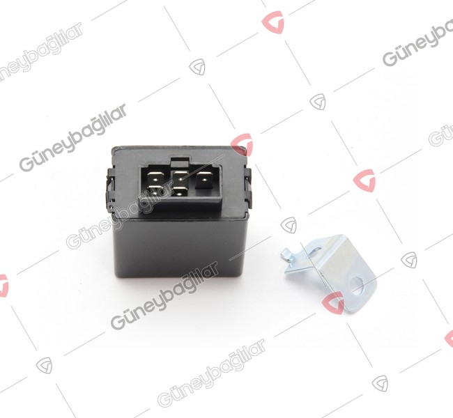 IZ02-E135A - 8970865081/8972629331 - FLASOR SINYAL  24V 5 PIN