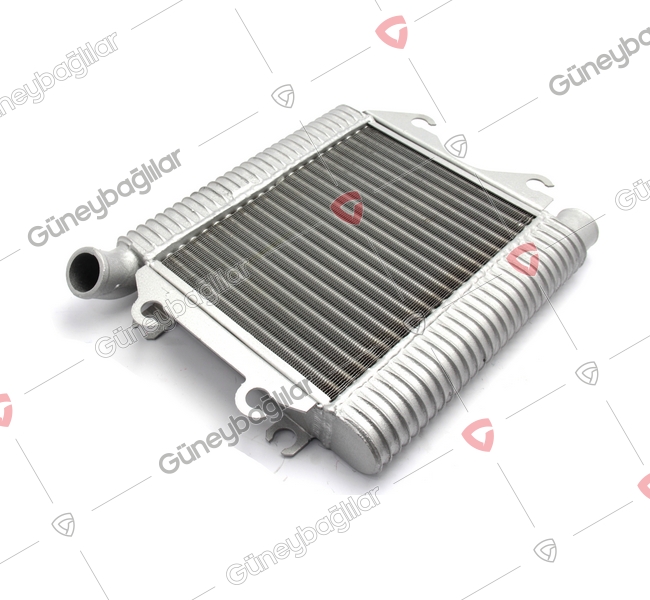 IZ35-M051A - 8981148150-8973891852 - INTERCOOLER RADYATORU(270x360x64)